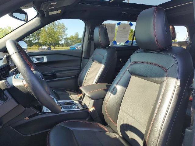Certified 2023 Ford Explorer ST-Line w/ Class IV Trailer Tow Package AWD/4WD image 5