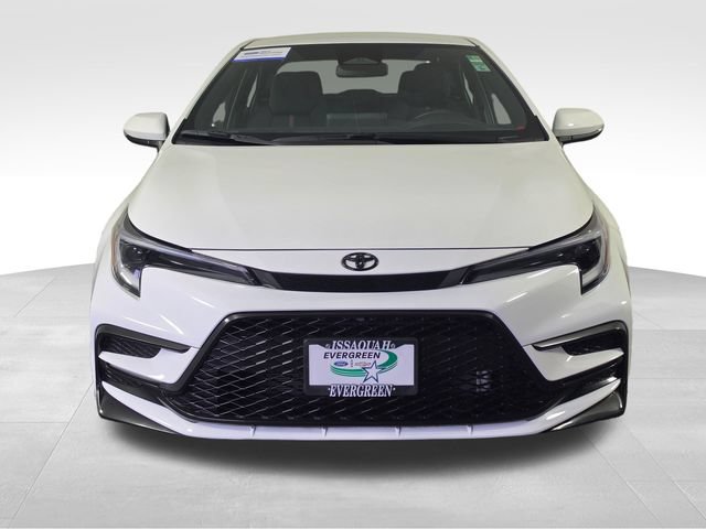 Used 2024 Toyota Corolla SE w/ SE Convenience Package FWD image 2