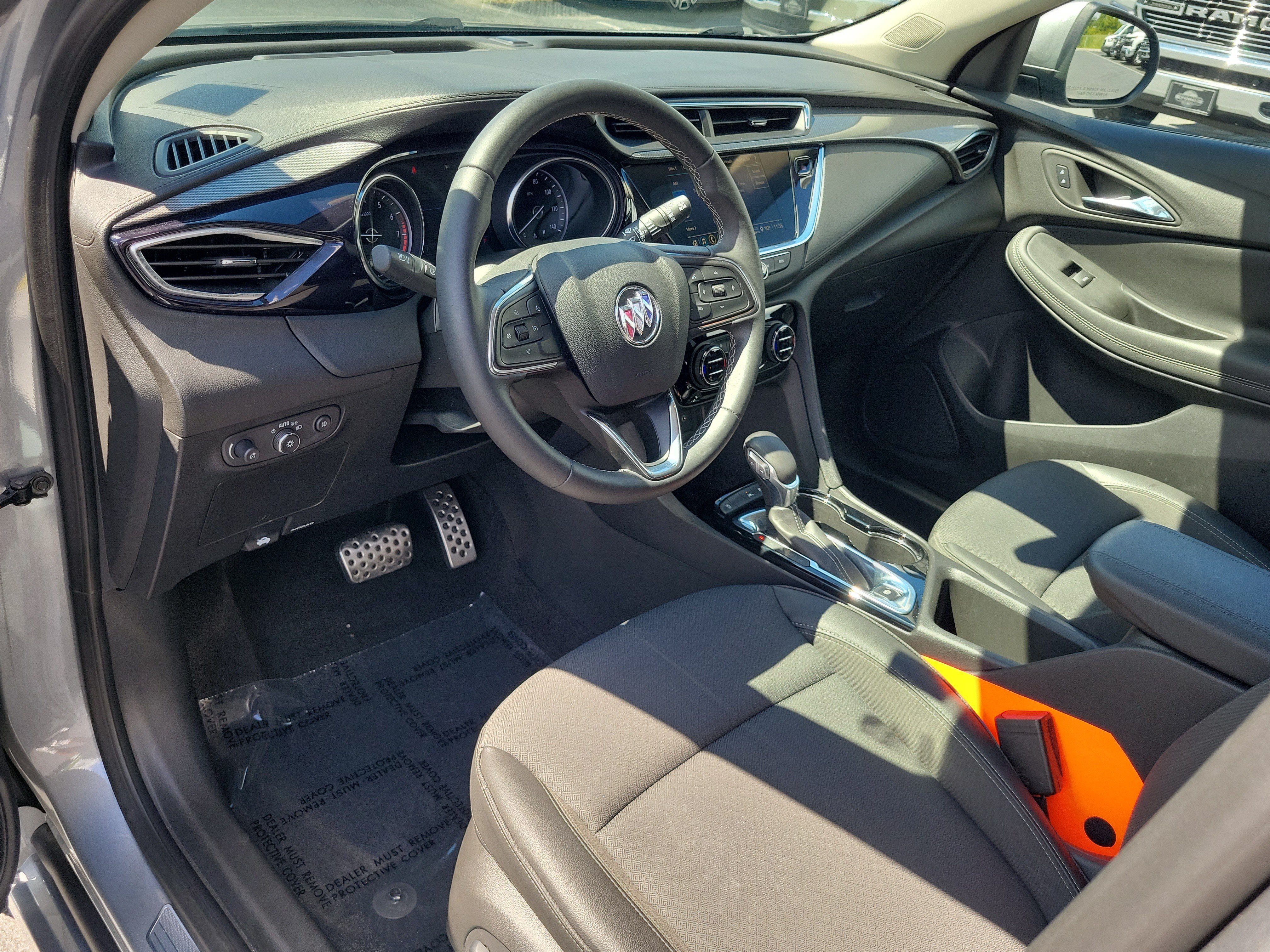 Used 2023 Buick Encore GX Select w/ Sport Touring Package FWD image 22
