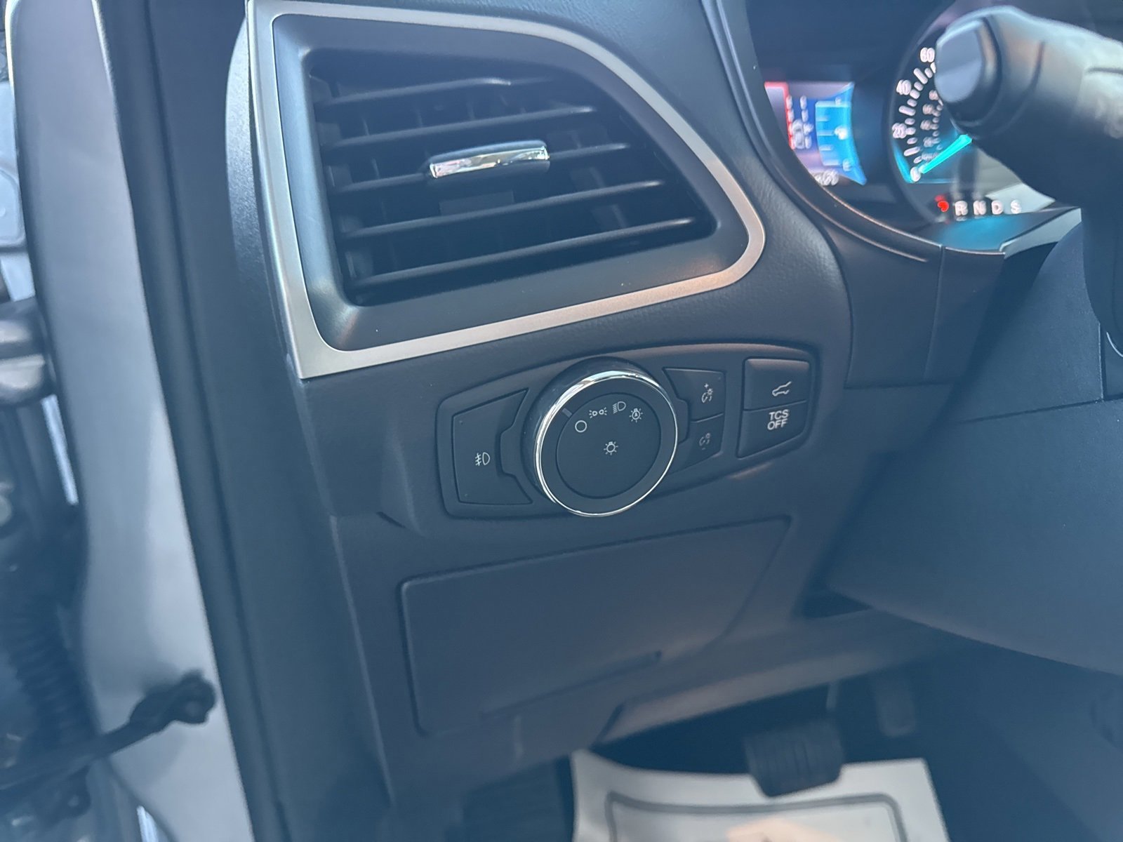 Certified 2023 Ford Edge SEL w/ Convenience Package image 27