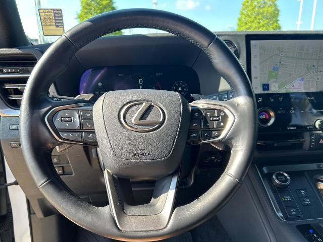 Used 2024 Lexus GX 550 w/ Accessory Package (2T) AWD/4WD image 23