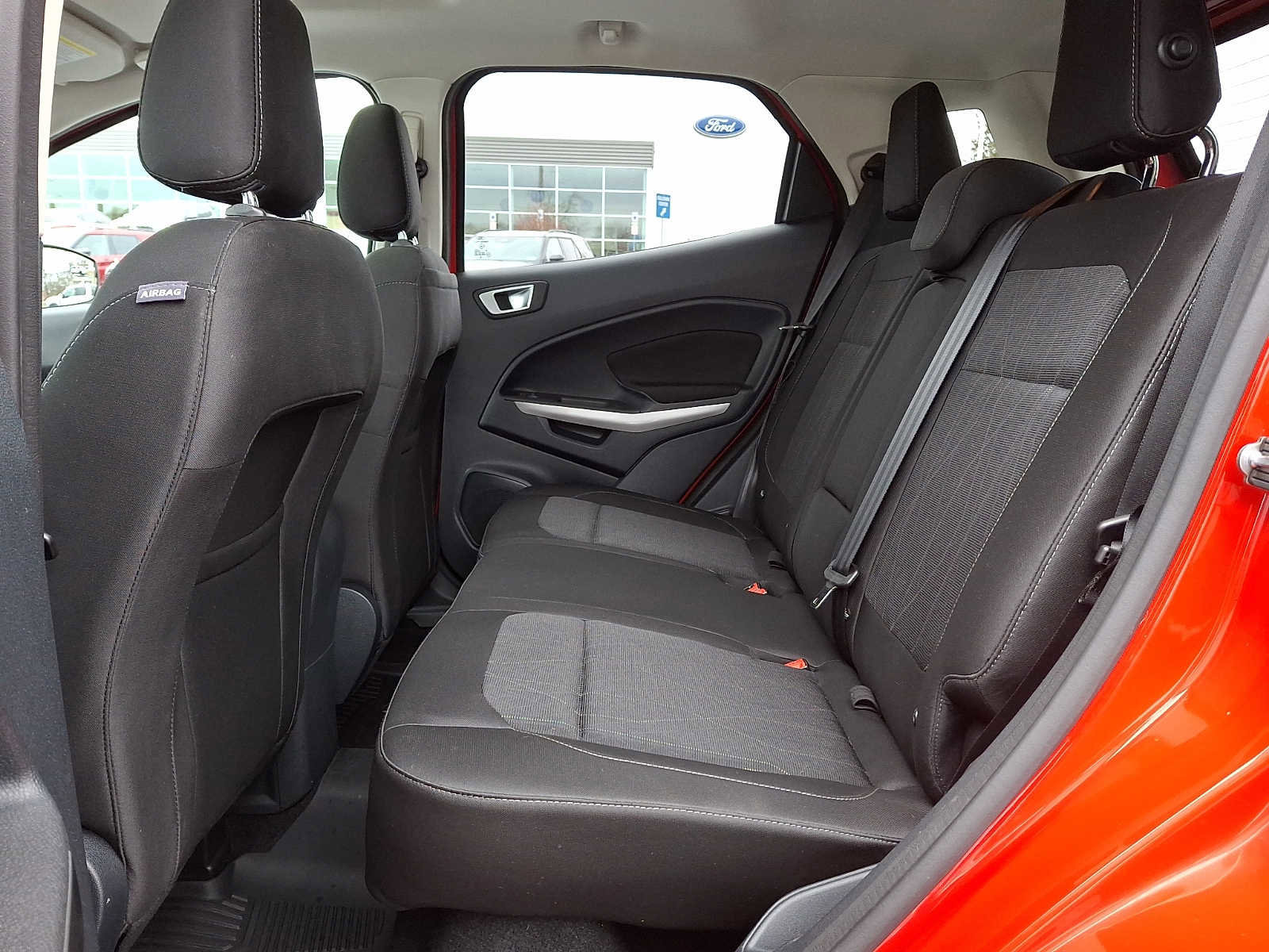 Certified 2018 Ford EcoSport SE image 10