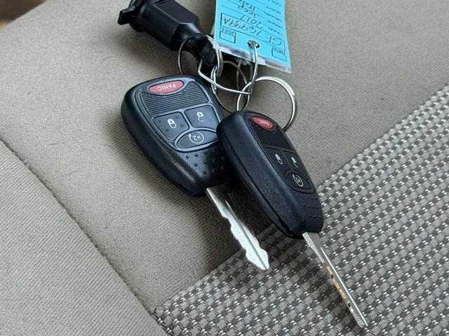 Used 2017 Jeep Patriot Latitude FWD image 35