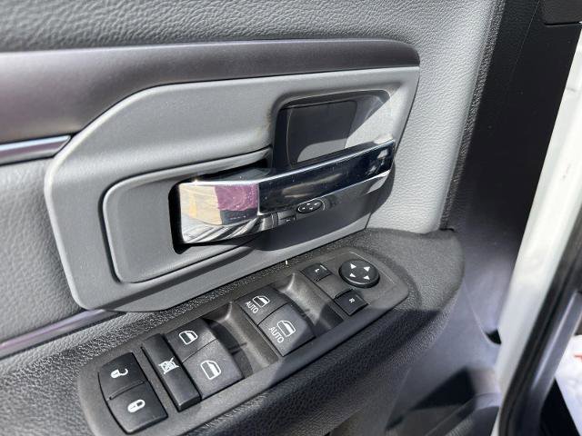 Used 2022 RAM 1500 Classic SLT w/ Electronics Group image 12