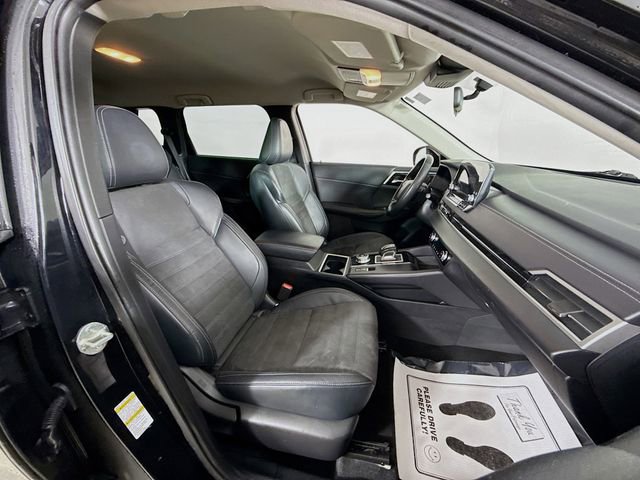 Used 2023 Mitsubishi Outlander SE image 27