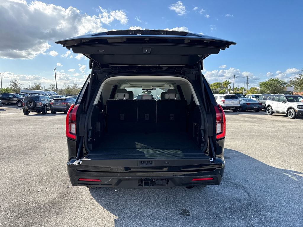 Certified 2025 Ford Expedition Max Active image 32