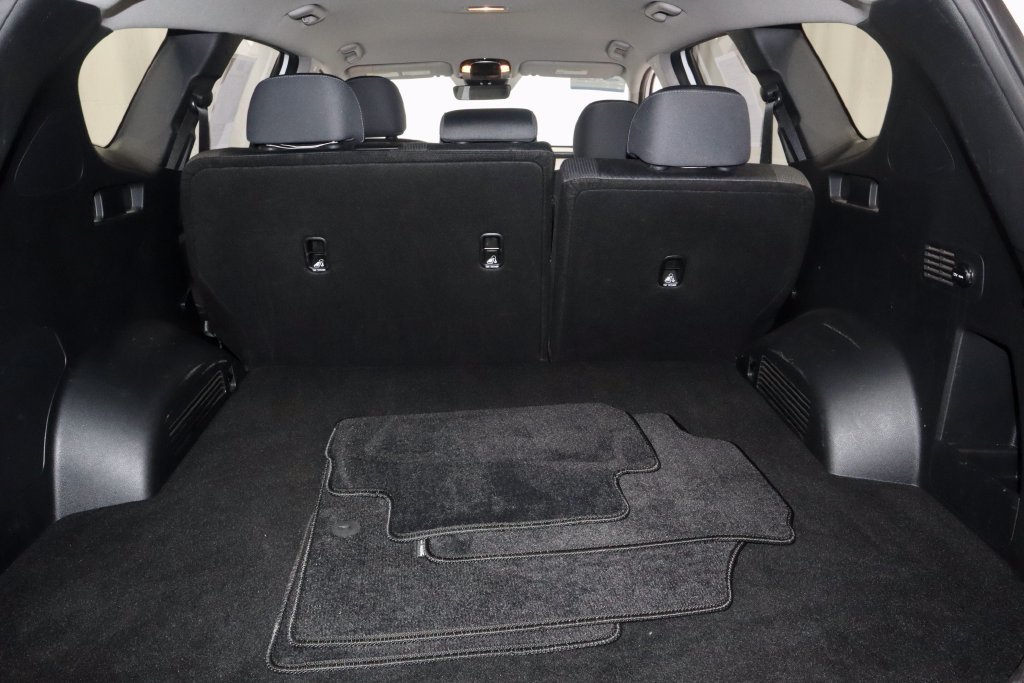 Used 2023 Hyundai Santa Fe SEL AWD/4WD image 15