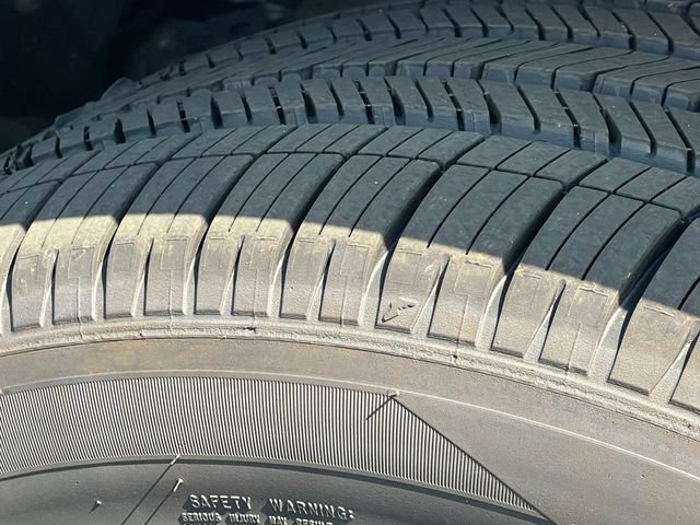 Used 2025 RAM 1500 Limited AWD/4WD image 10