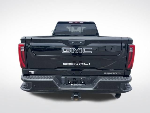 Used 2024 GMC Sierra 3500 Denali Ultimate AWD/4WD image 8