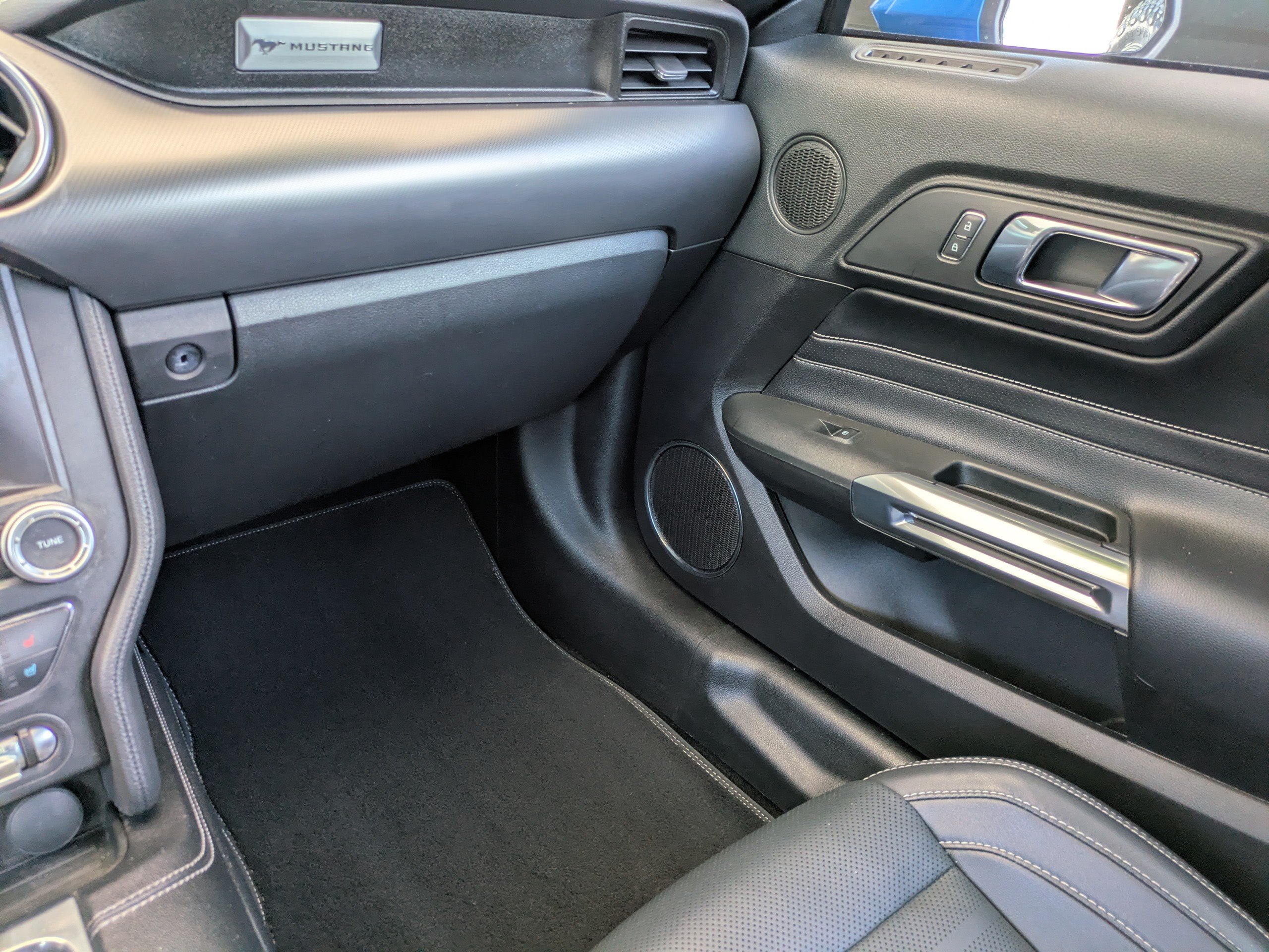 Certified 2019 Ford Mustang Premium w/ Equipment Group 201A RWD image 19