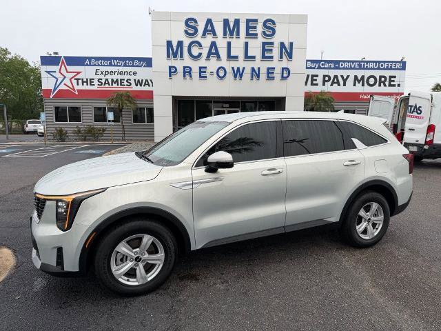 Used 2026 Kia Sorento LX FWD image 1