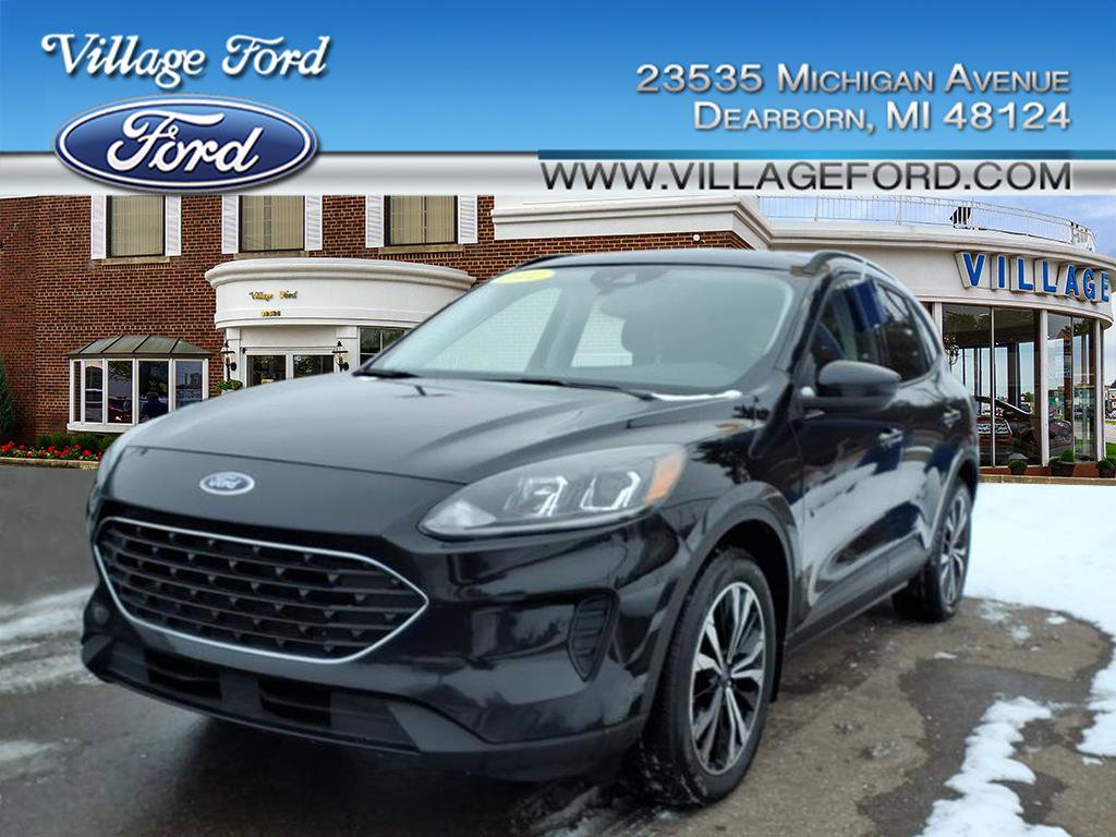 Certified 2022 Ford Escape SE w/ SE Sport Appearance Package