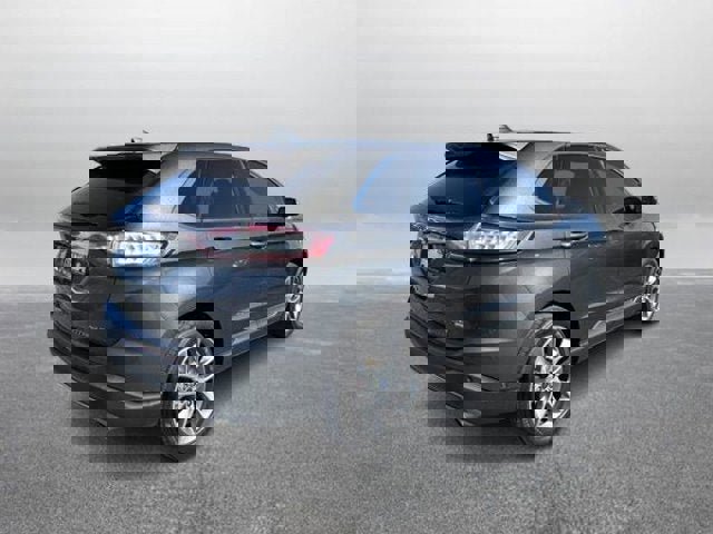 Certified 2018 Ford Edge Titanium w/ Equipment Group 302A image 3