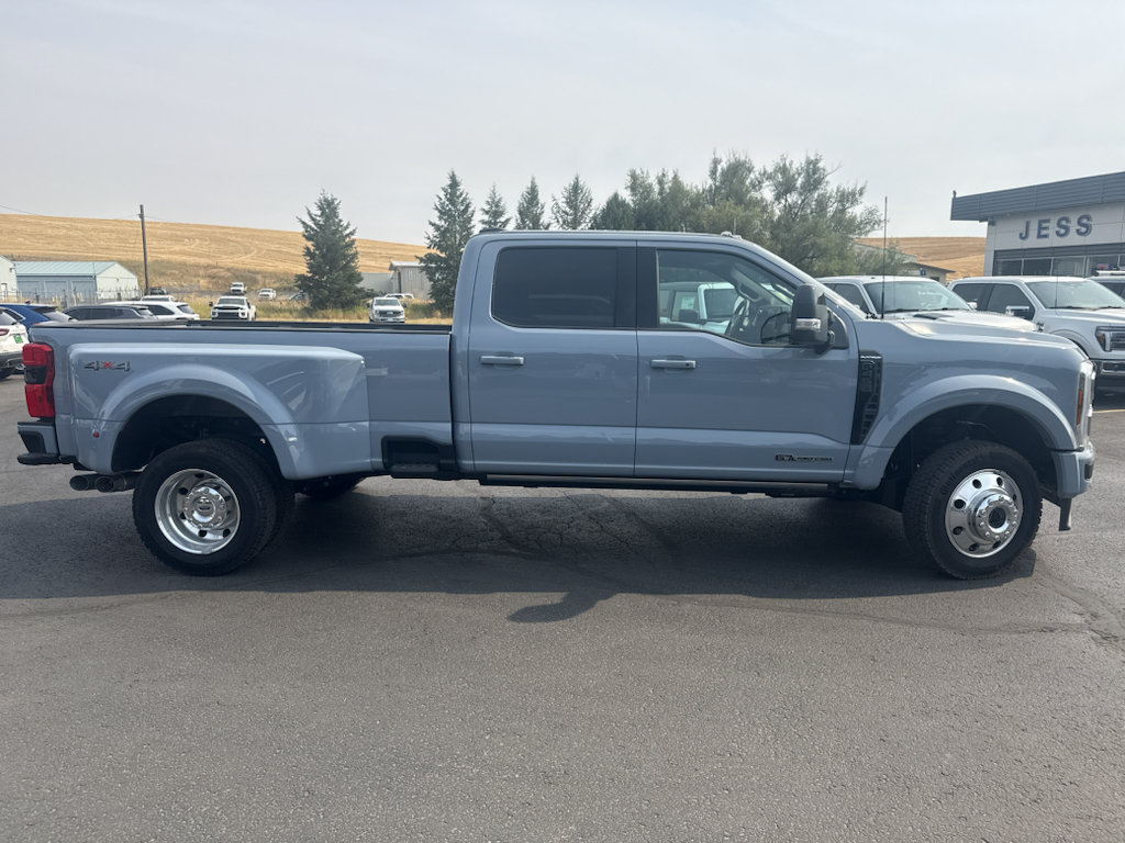 Certified 2026 Ford F450 Platinum AWD/4WD image 5