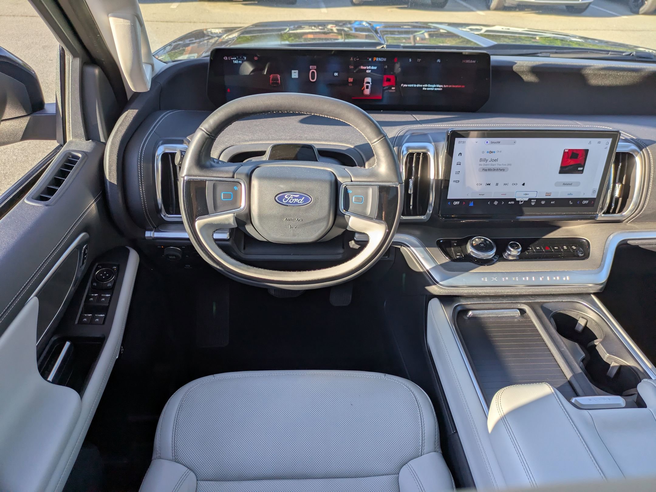 Certified 2025 Ford Expedition Platinum w/ Driver's Package AWD/4WD image 31