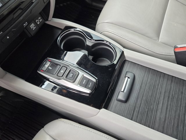 Used 2021 Honda Pilot Touring image 19