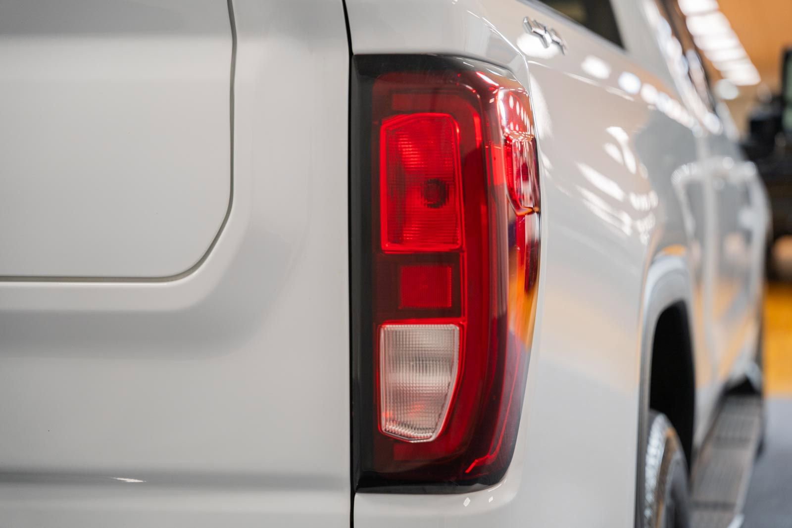 Used 2022 GMC Sierra 1500 Elevation w/ Preferred Package AWD/4WD image 7