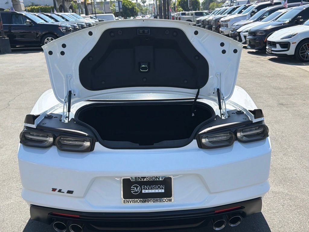 Used 2022 Chevrolet Camaro SS RWD image 18