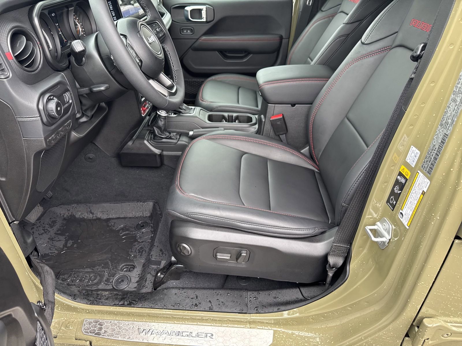 Used 2026 Jeep Wrangler Rubicon image 15