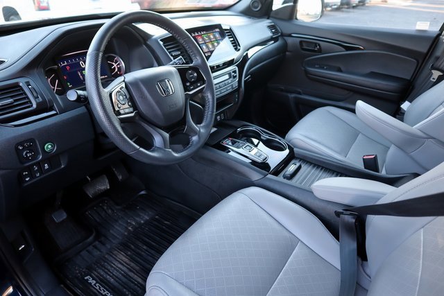 Used 2023 Honda Passport Elite image 3