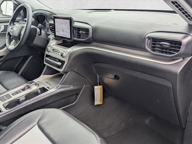 Certified 2022 Ford Explorer XLT w/ Equipment Group 202A image 23