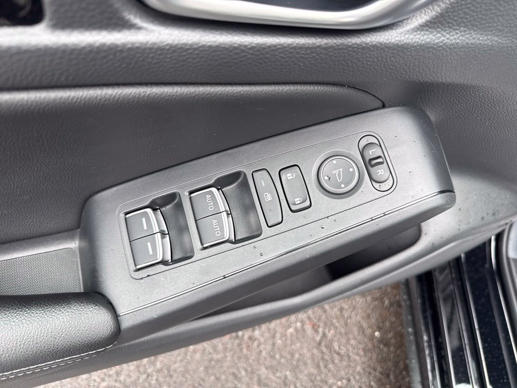 Used 2024 Honda Civic EX-L image 16