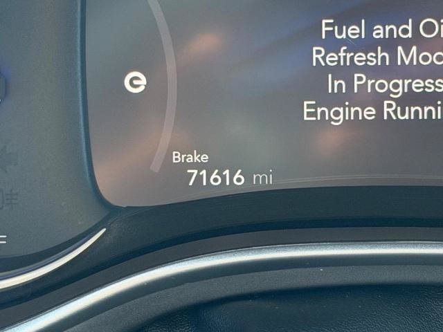 Used 2023 Chrysler Pacifica Touring-L FWD image 24