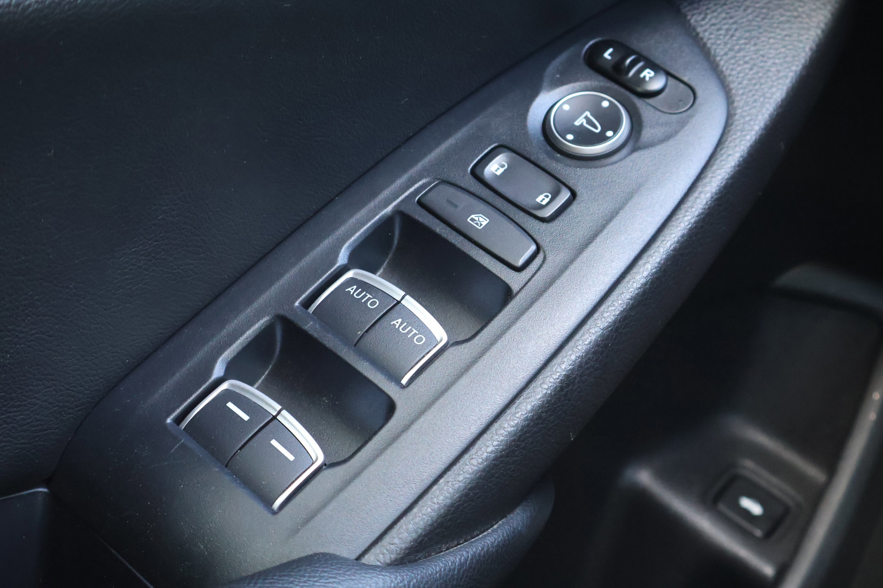 Used 2020 Honda Accord Sport image 16