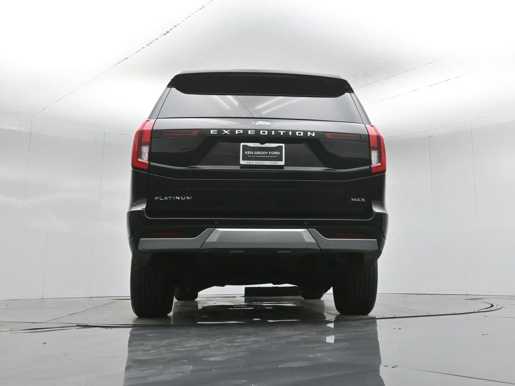 Certified 2025 Ford Expedition Max Platinum image 16
