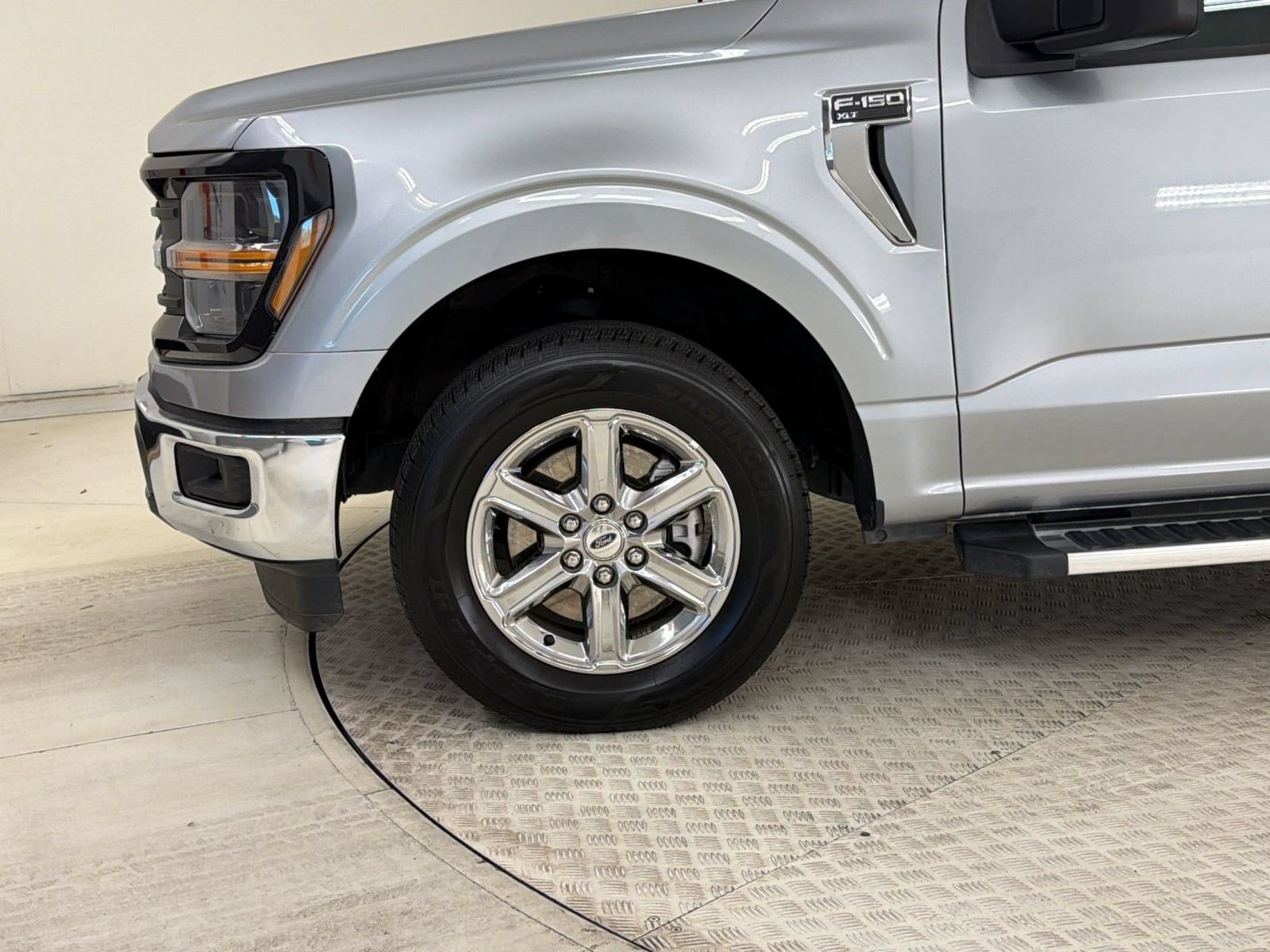 Certified 2025 Ford F150 XLT w/ Equipment Group 301A Standard RWD image 23