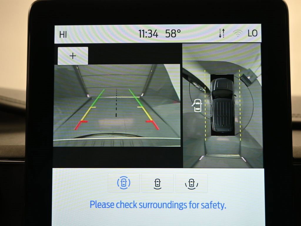 Certified 2023 Ford Explorer Platinum w/ Technology Package image 33