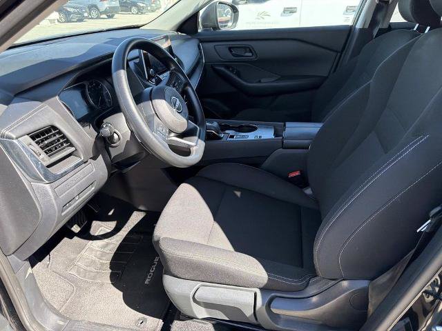 Used 2024 Nissan Rogue S FWD image 16