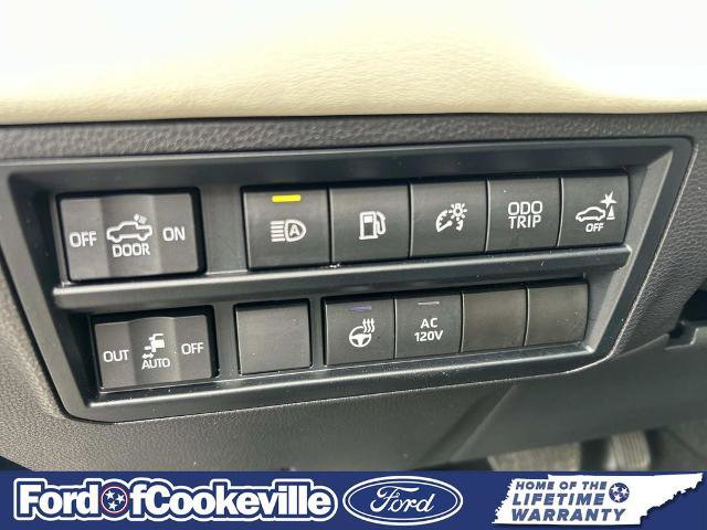 Used 2024 Toyota Tundra Capstone AWD/4WD image 30