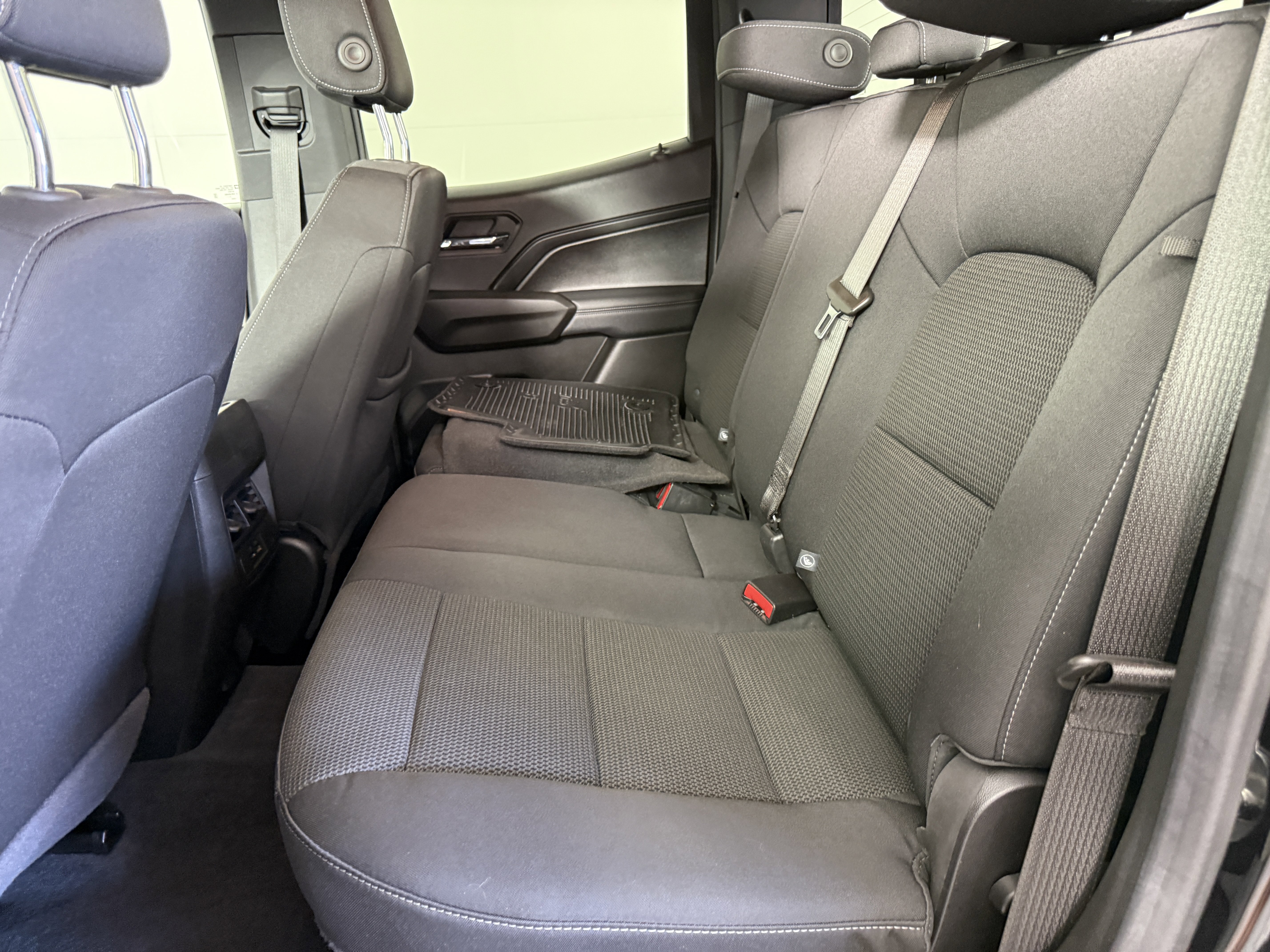 Used 2024 GMC Canyon Elevation w/ Convenience Package image 15