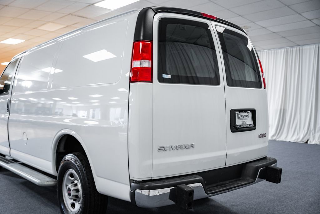 Used 2024 GMC Savana 2500 w/ Driver Convenience Package image 6