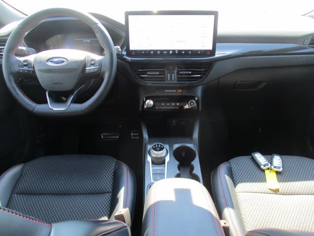 Certified 2023 Ford Escape ST-Line w/ Tech Pack #1 AWD/4WD image 6