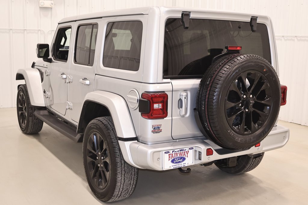 Used 2022 Jeep Wrangler Unlimited Sahara image 3