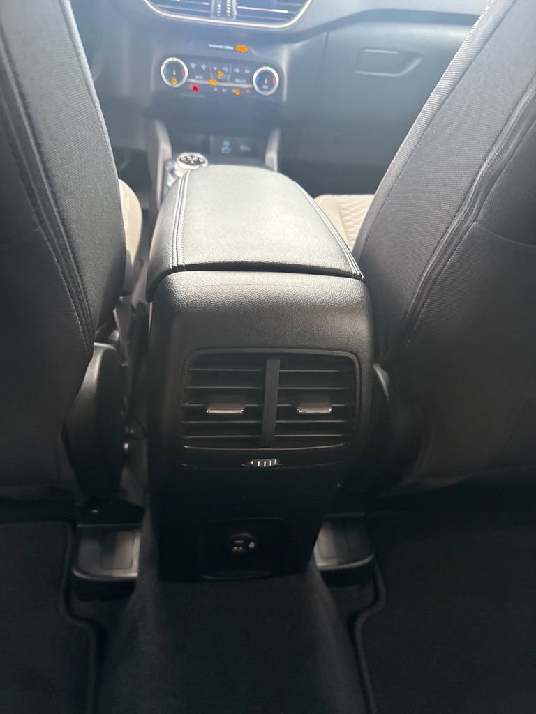 Certified 2022 Ford Escape SE w/ Convenience Package image 56