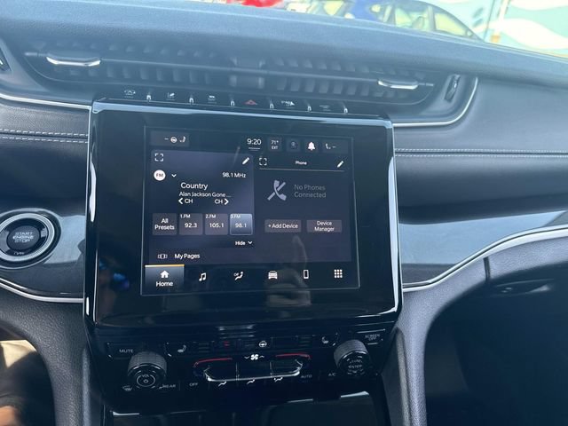 Used 2021 Jeep Grand Cherokee L Laredo w/ Luxury Tech Group I AWD/4WD image 25