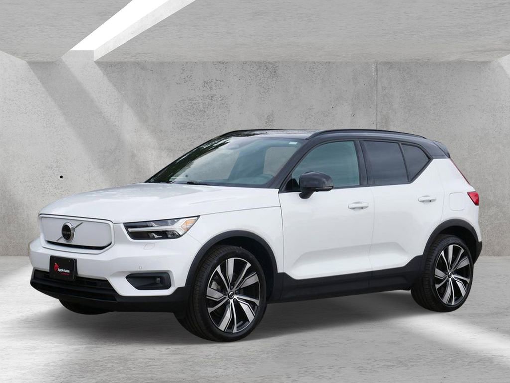 Used 2021 Volvo XC40 P8 Recharge w/ Advanced Package image 6
