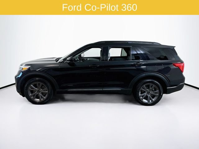Certified 2023 Ford Explorer XLT w/ Equipment Group 202A AWD/4WD image 5