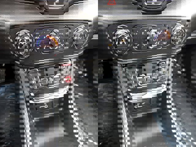 Used 2021 GMC Terrain SLT w/ Infotainment Package II image 24