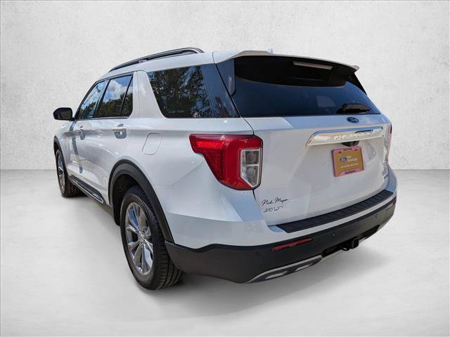 Certified 2023 Ford Explorer XLT w/ Equipment Group 202A AWD/4WD image 6
