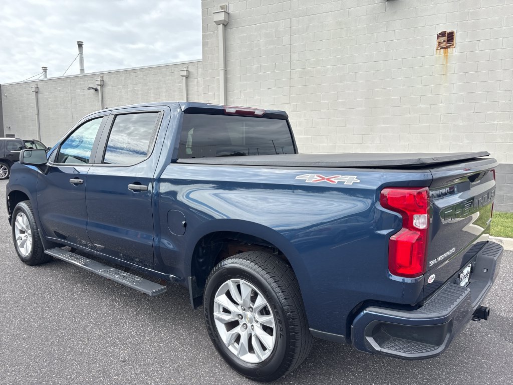 Used 2021 Chevrolet Silverado 1500 Custom AWD/4WD image 23