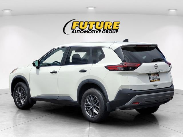 Used 2023 Nissan Rogue S FWD image 3