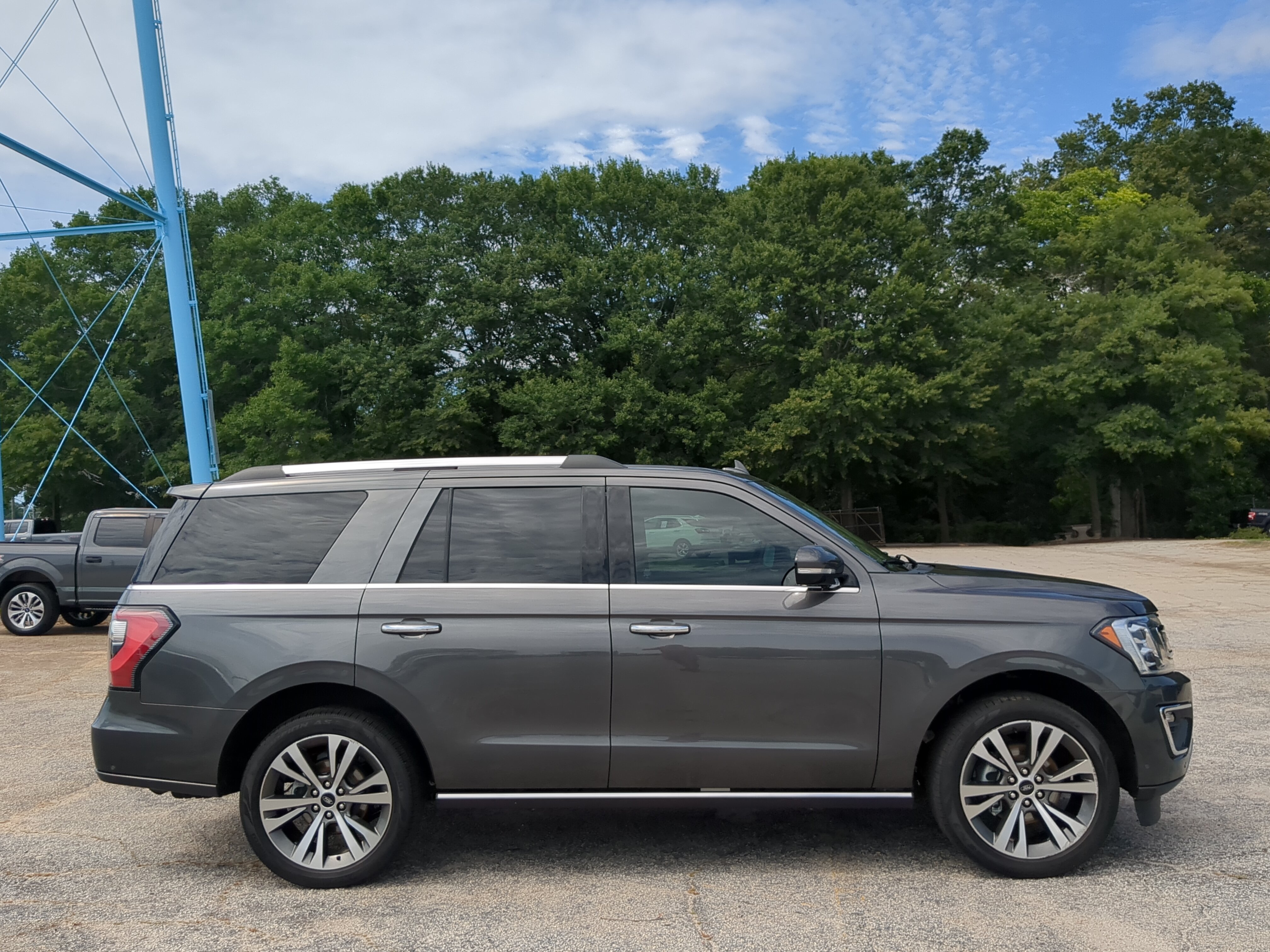Certified 2021 Ford Expedition Limited RWD image 2