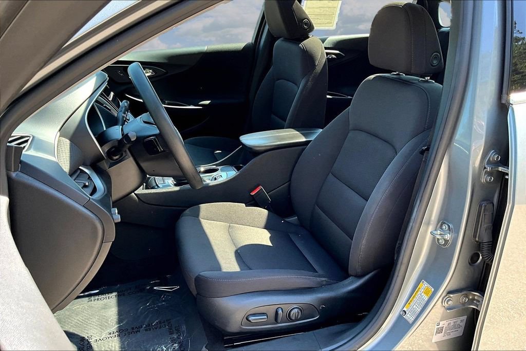 Used 2024 Chevrolet Malibu LT FWD image 23