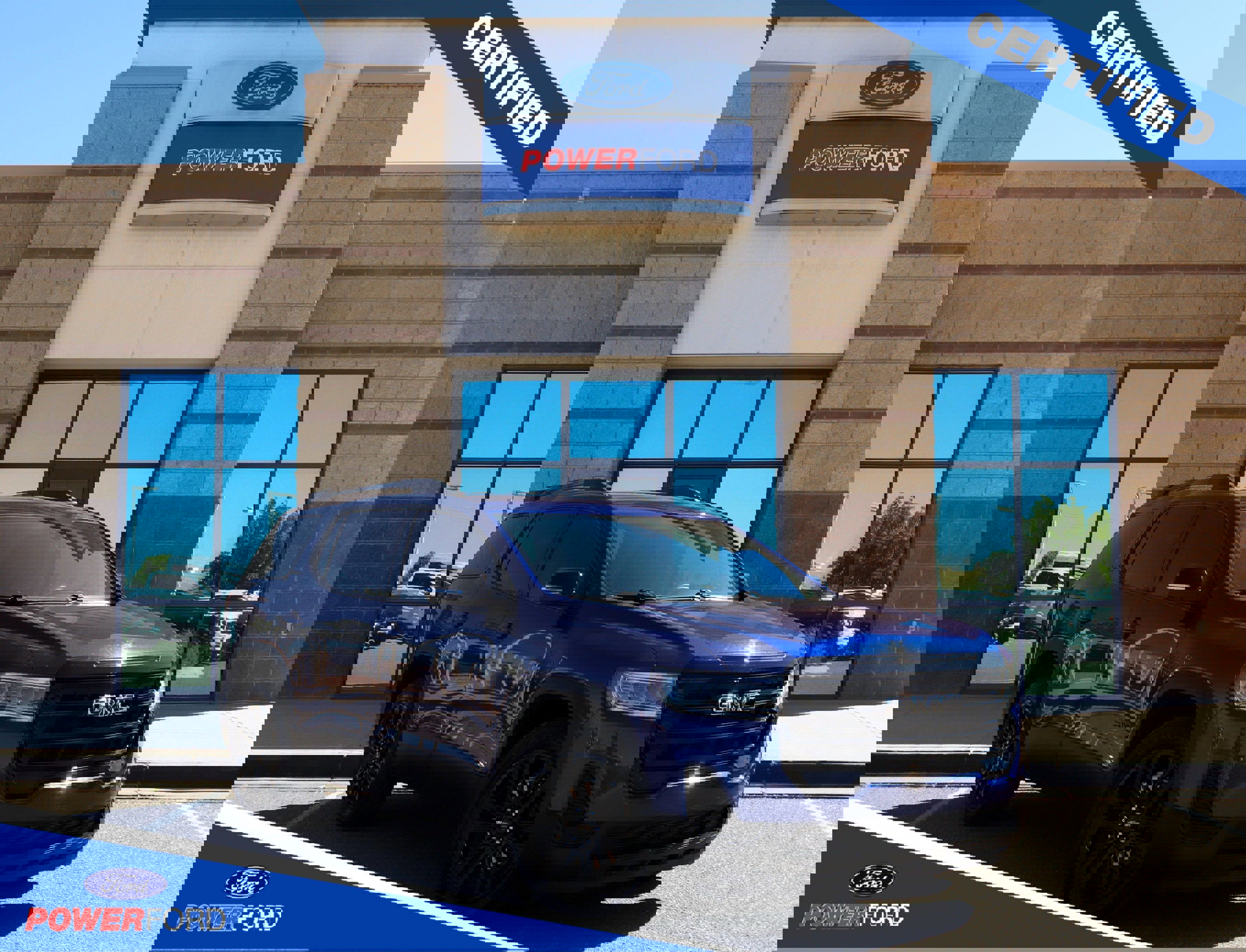 Used 2023 GMC Acadia SLE w/ Driver Convenience Package image 7