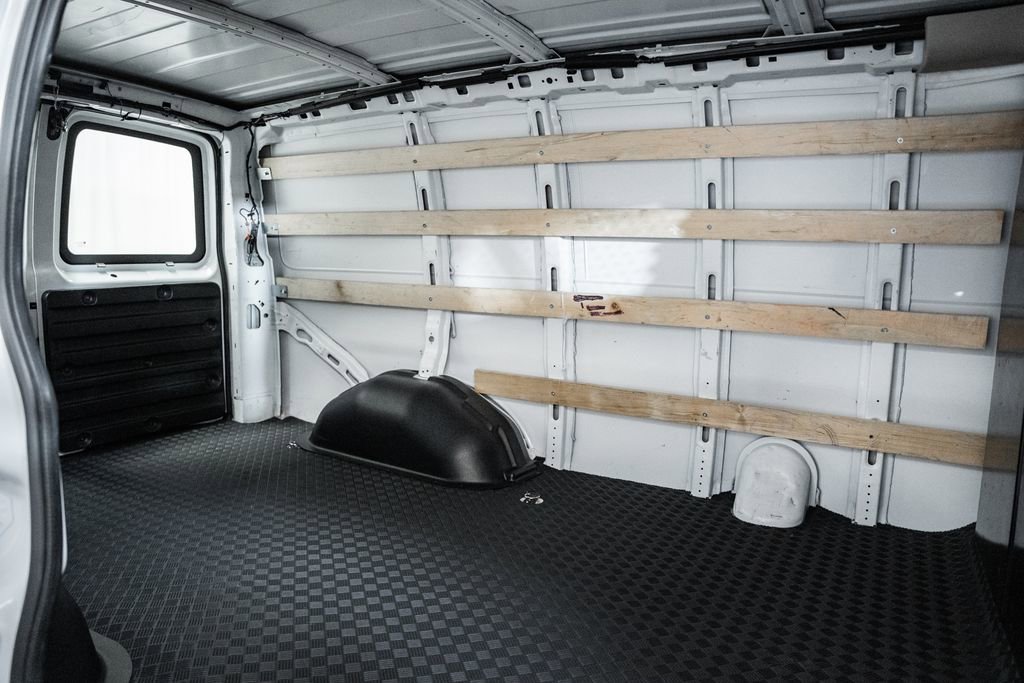 Used 2024 GMC Savana 2500 w/ Driver Convenience Package image 35