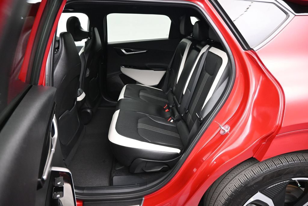 Used 2023 Kia EV6 GT-Line AWD/4WD image 12